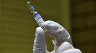Эксперт: от новых волн Москву спасет вакцинация 50 тыс. человек в день